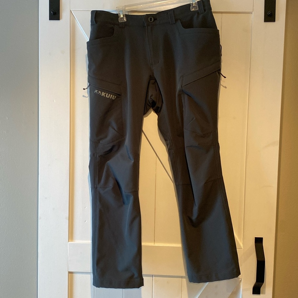 Kuiu attack paint mens dive 36 S